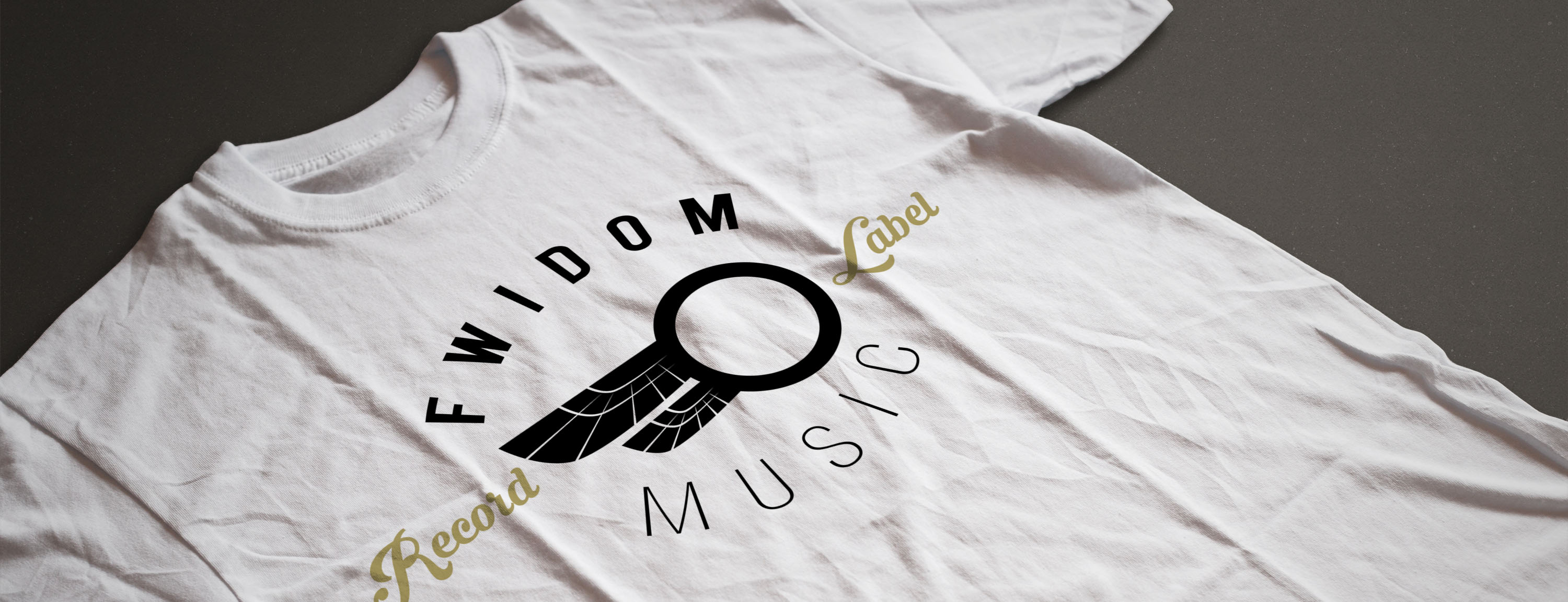 Tshirt fwidom label